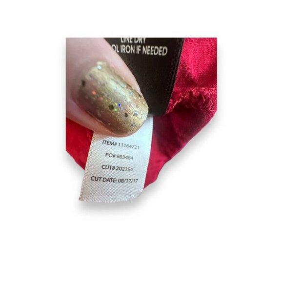 Women’s torrid 1 Red Cold Shoulder Jersey Skater Dress - Picture 12 of 13